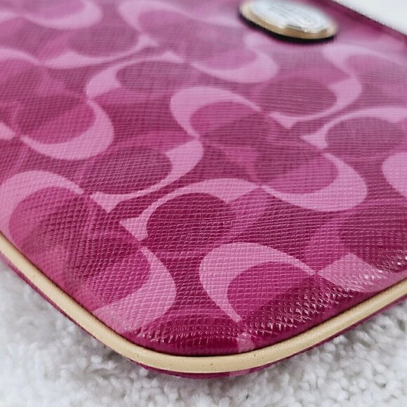 COACH Fushia Signature Logo Canvas and Leather Top Zip Wristlet Wallet Organizer - Picture 11 of 16